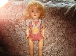 reliable walker blonde main dress_02